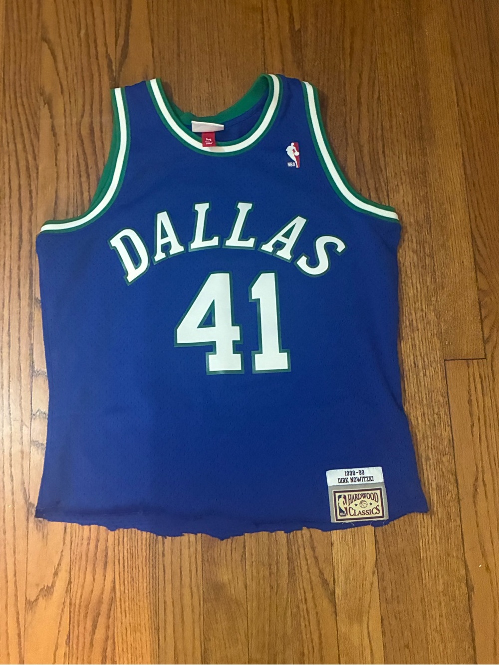 Mitchell and ness dirk nowitzki old school jersey